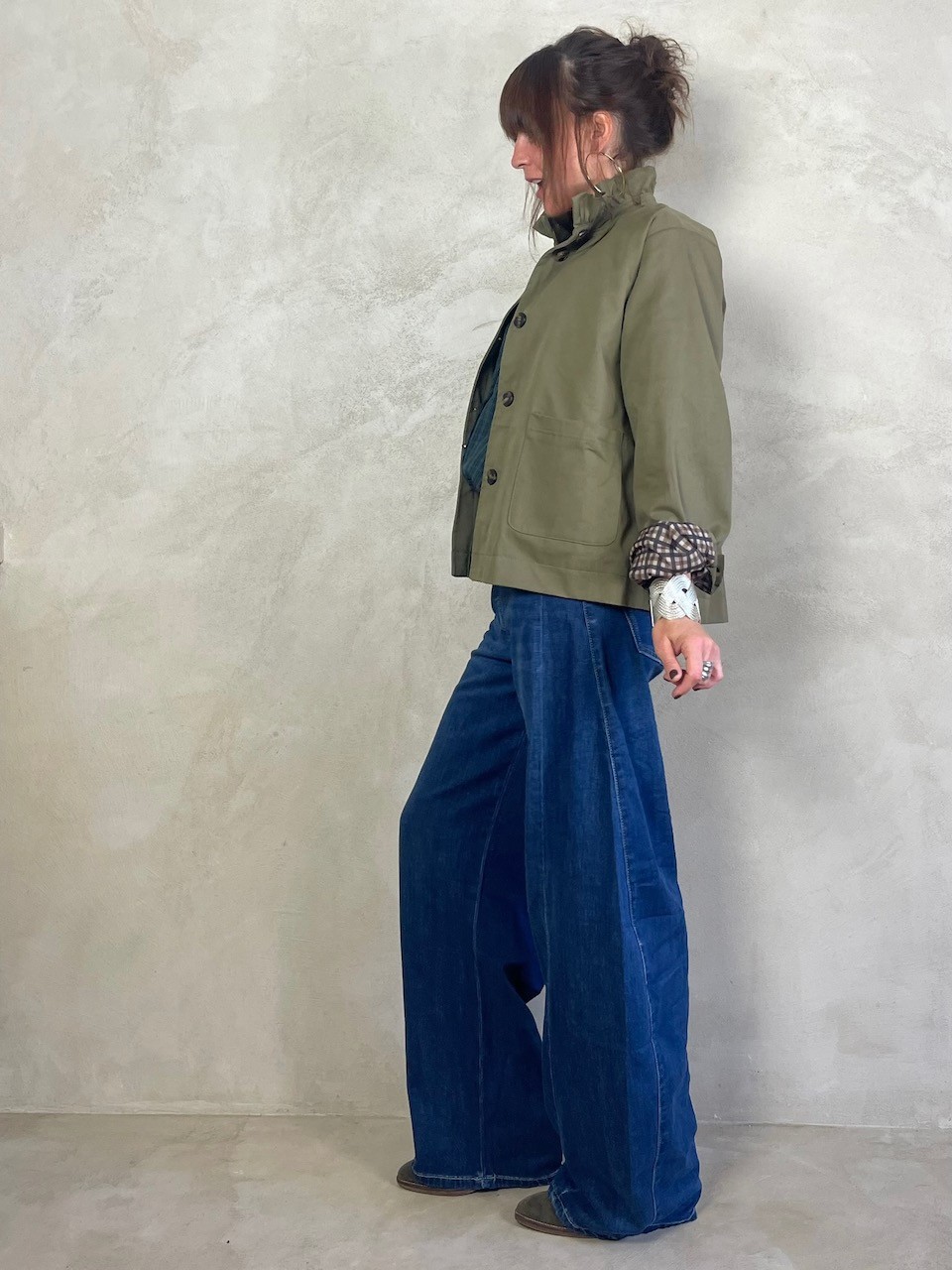 Trench col volant