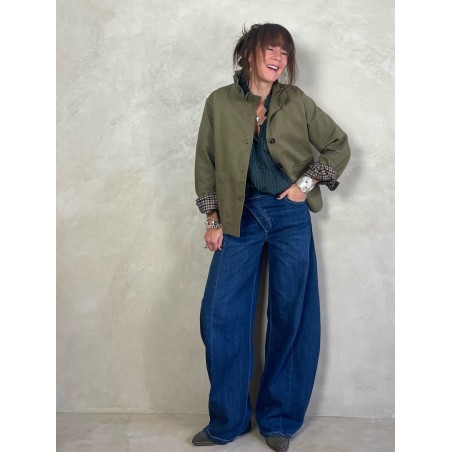 Trench col volant