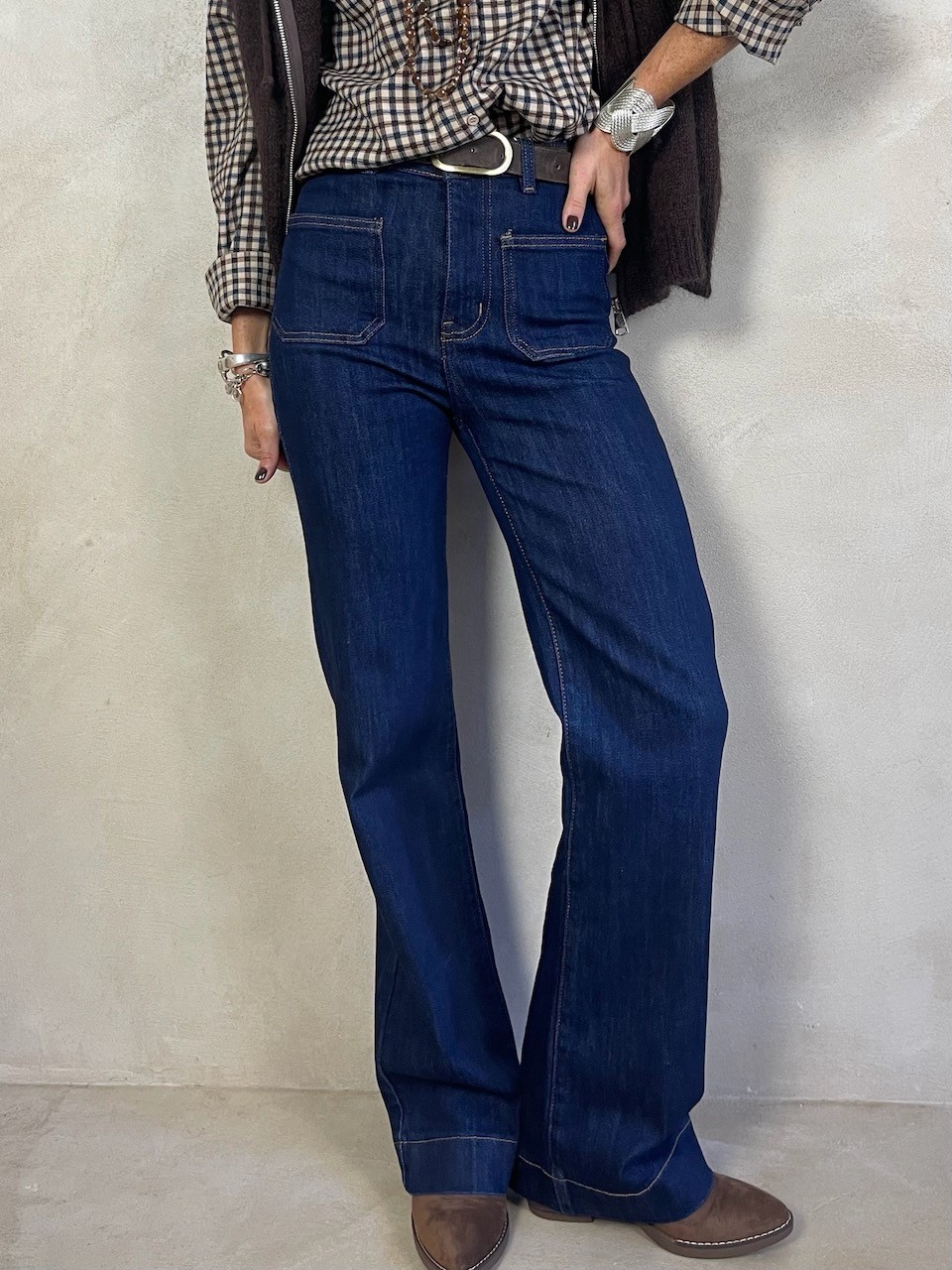 Jean brut flare poches...
