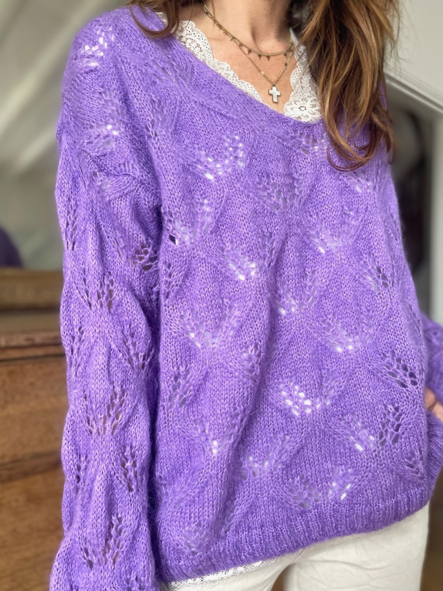 Pull maille ajourée violet