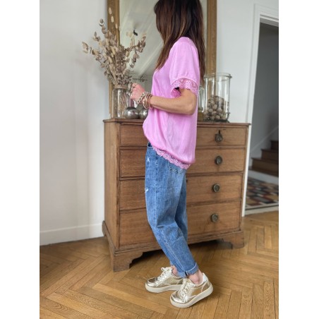Top dentelle rose bonbon
