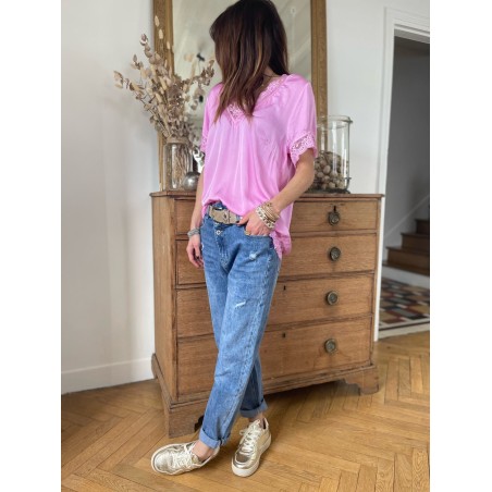 Top dentelle rose bonbon