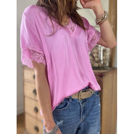 Top dentelle rose bonbon