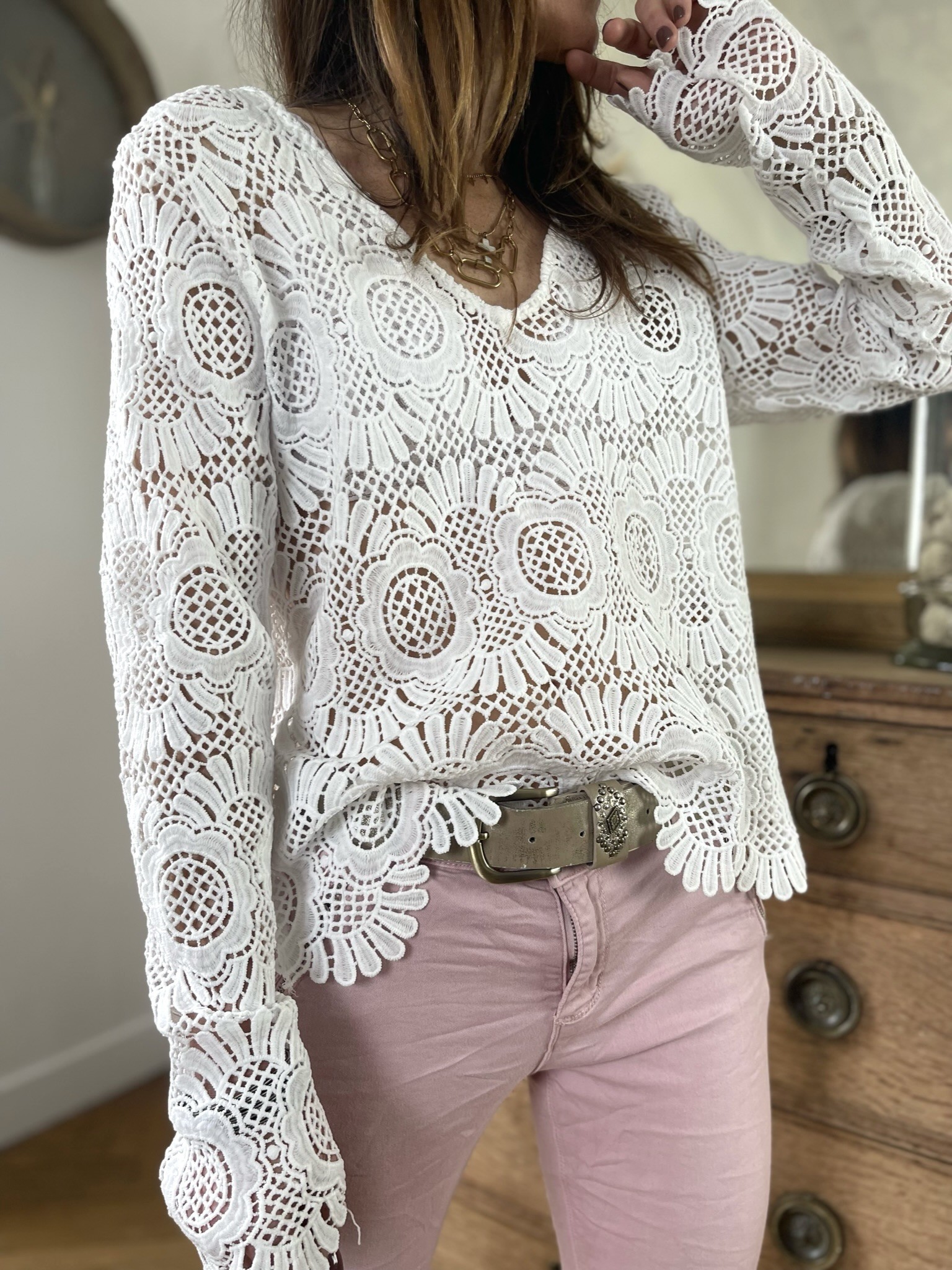 Blouse broderie ajourée...
