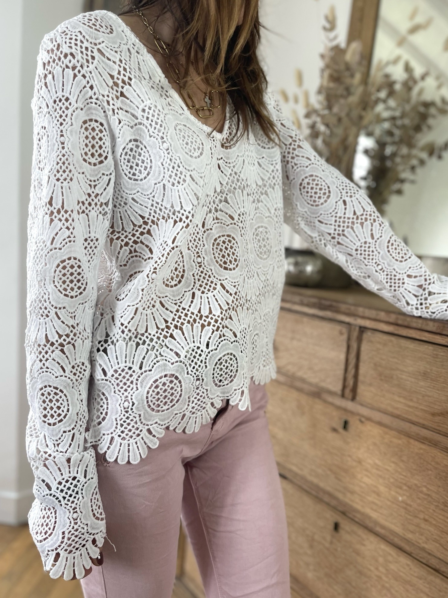 Blouse broderie ajourée...