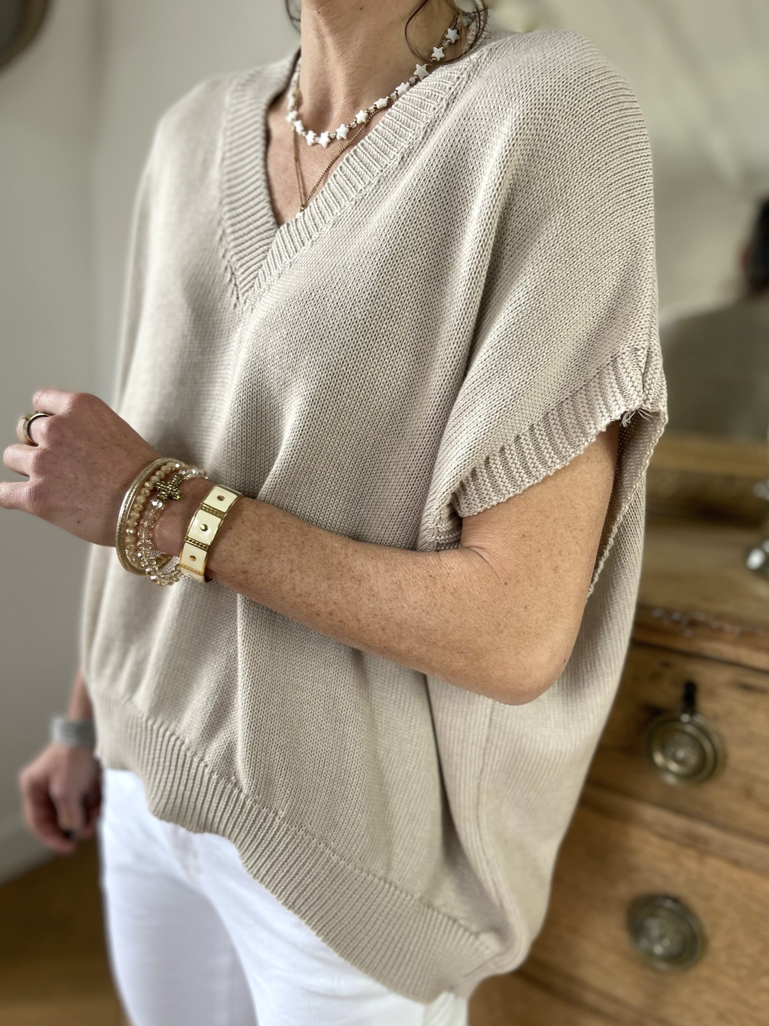 Pull sans manche beige