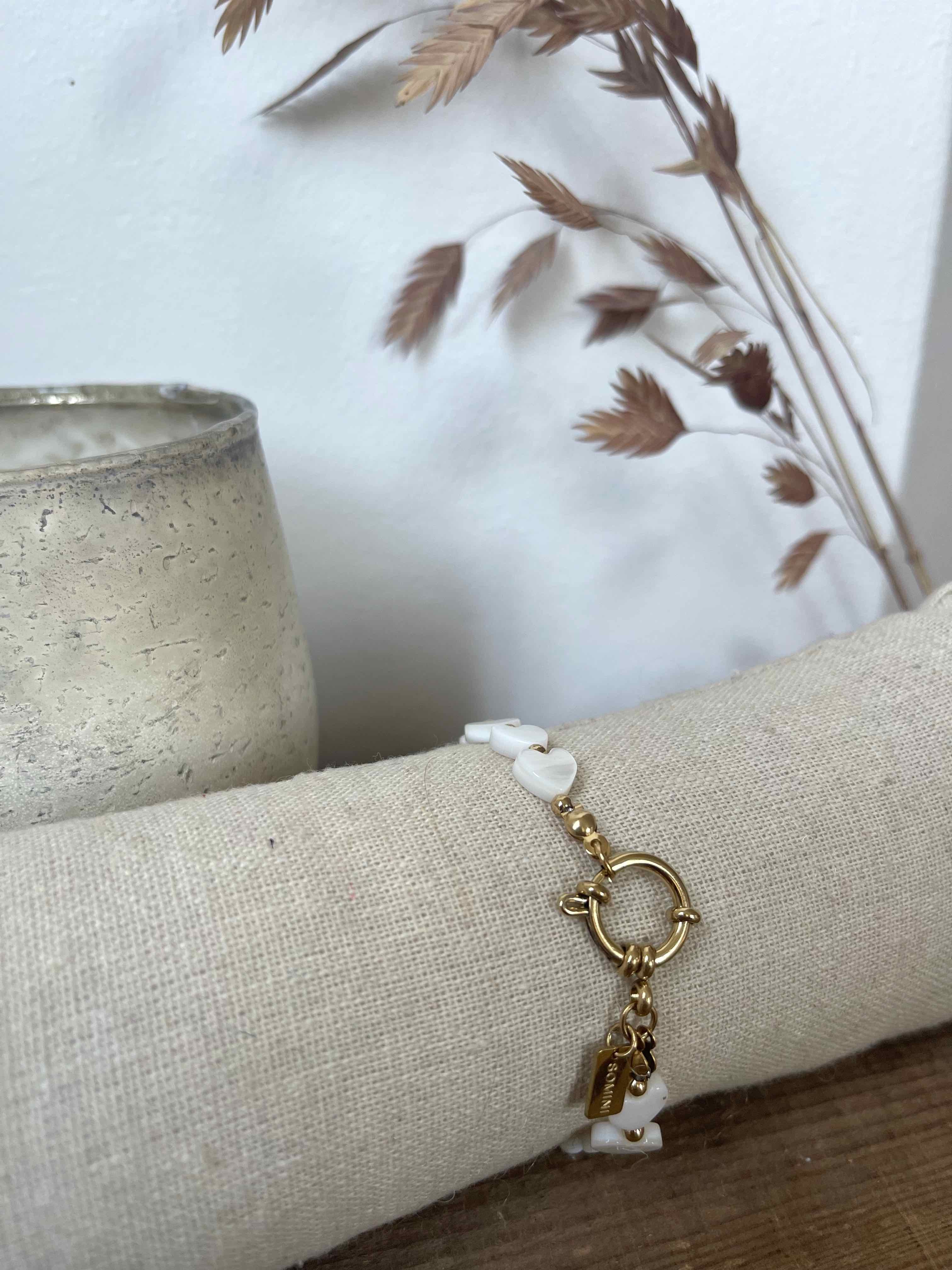 Bracelet nacré coeur