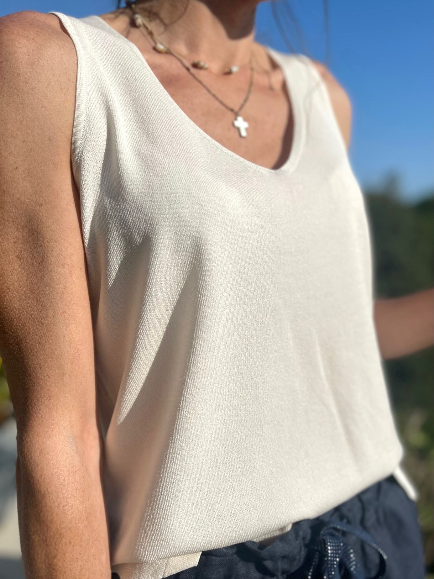 Top soie beige