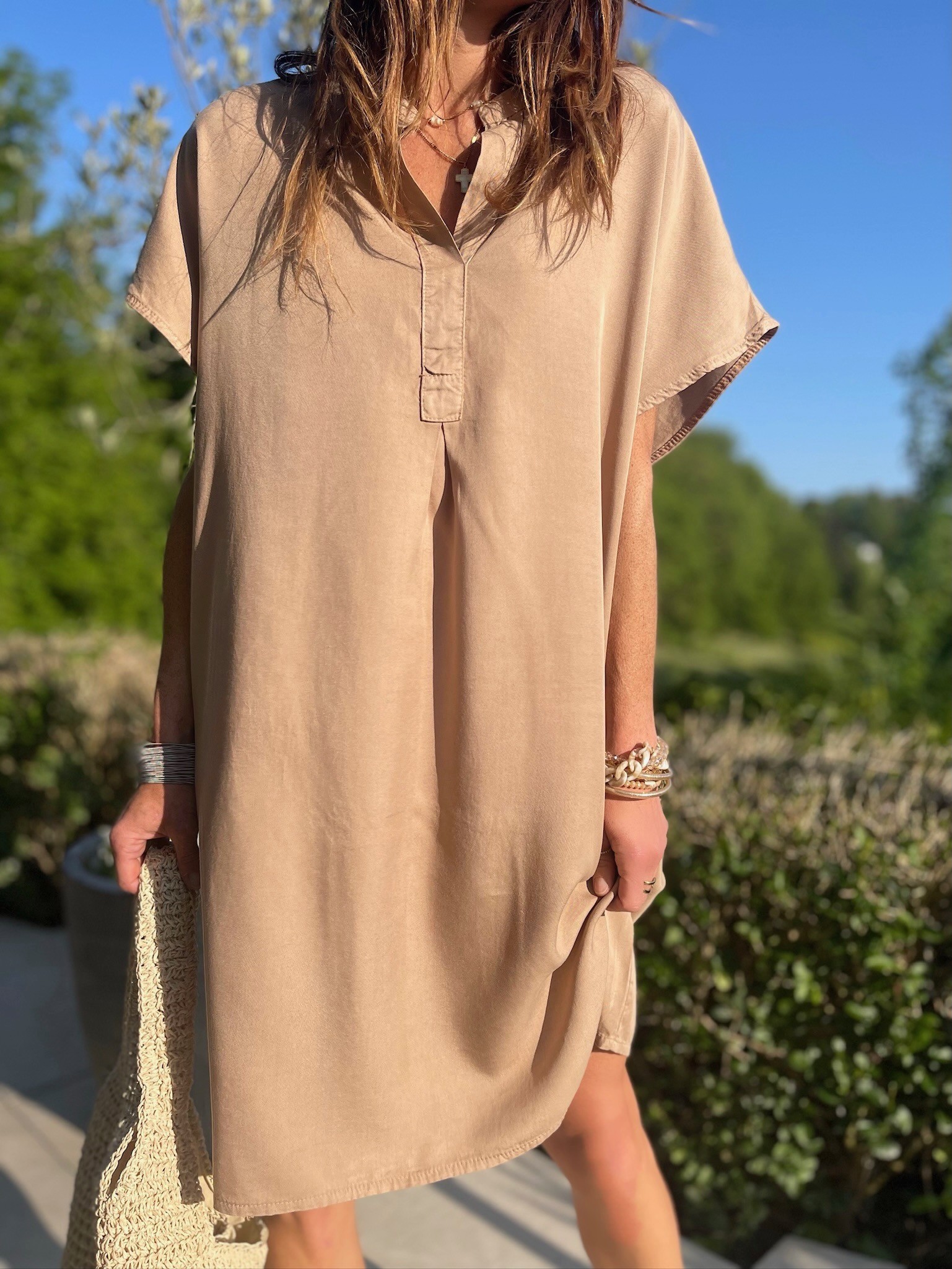 Robe col mao camel